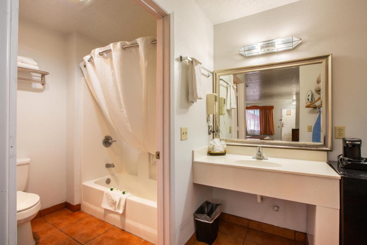 Sandia Peak Inn Old Town Abq, A Howard Johnson By Wyndham Albuquerque Exteriér fotografie